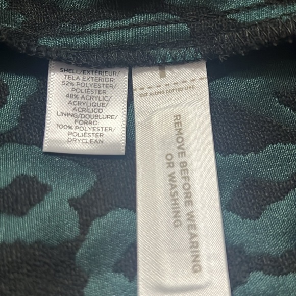 LOFT Fit & Flare Green & Black Leopard Print Jacquard V-neck Mini Dress Size 0 - Picture 7 of 8